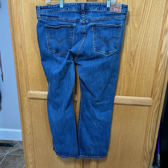 11.  Woman’s Levi boot jeans - Picture 3 of 4
